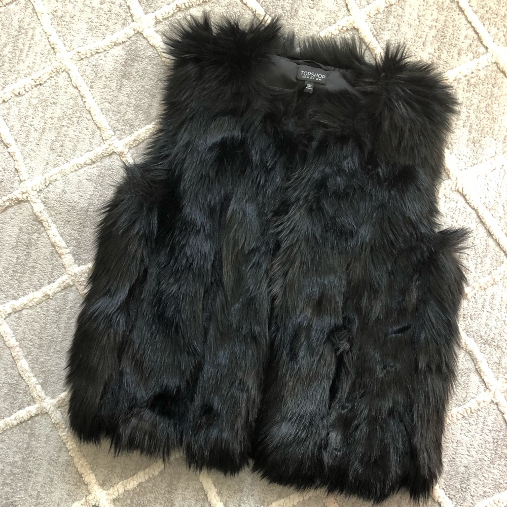 TopShop Black Faux Fur Vest - Picture 2 of 5
